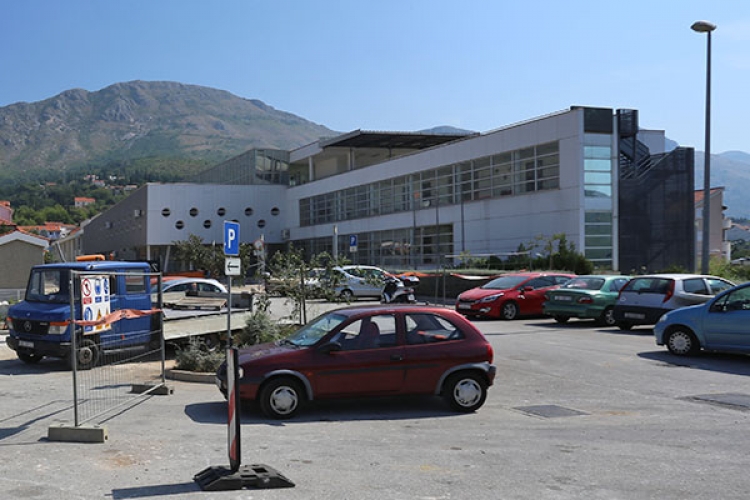 Poziv na podno&scaron;enje Zahtjeva za uvr&scaron;tenje na popis djece dorasle za upis u 1. razred