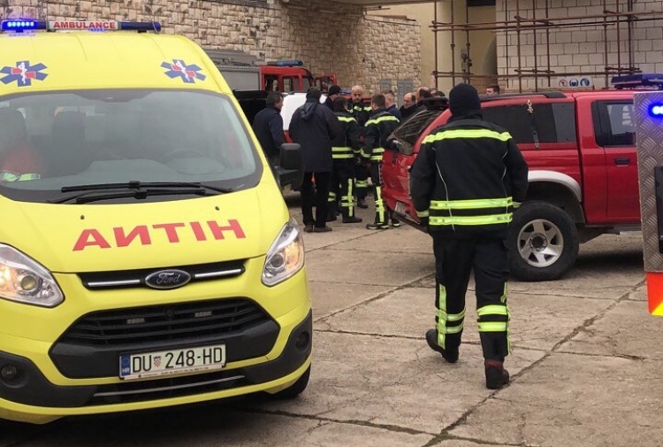 Požar u HE Dubrovnik; Potraga za trojicom radnika i dalje traje