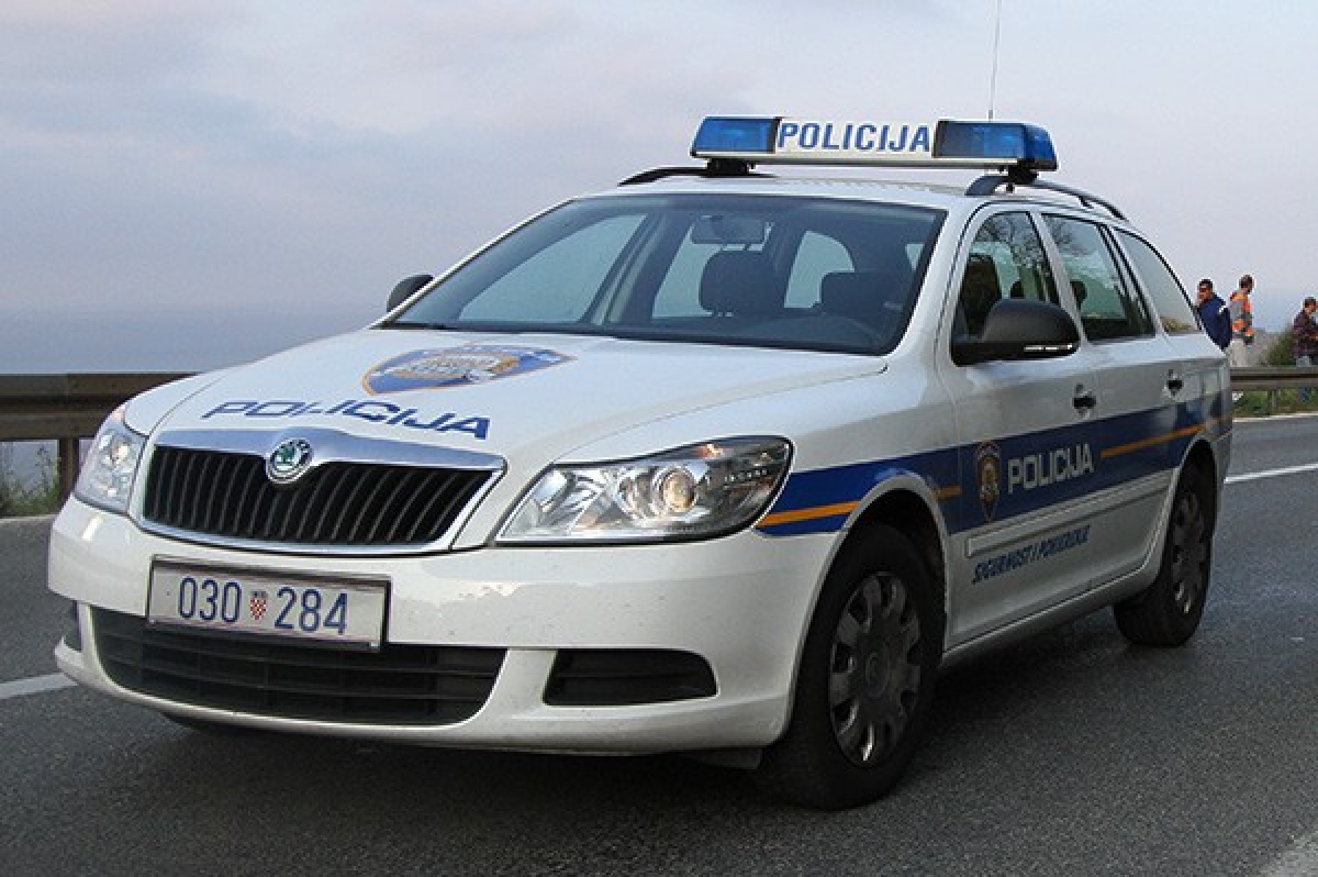 Nakon potjere i uhićenja 43-godi&scaron;njaka, pretragom kuće pronađen metamfetamin, marihuana i digitalna vaga