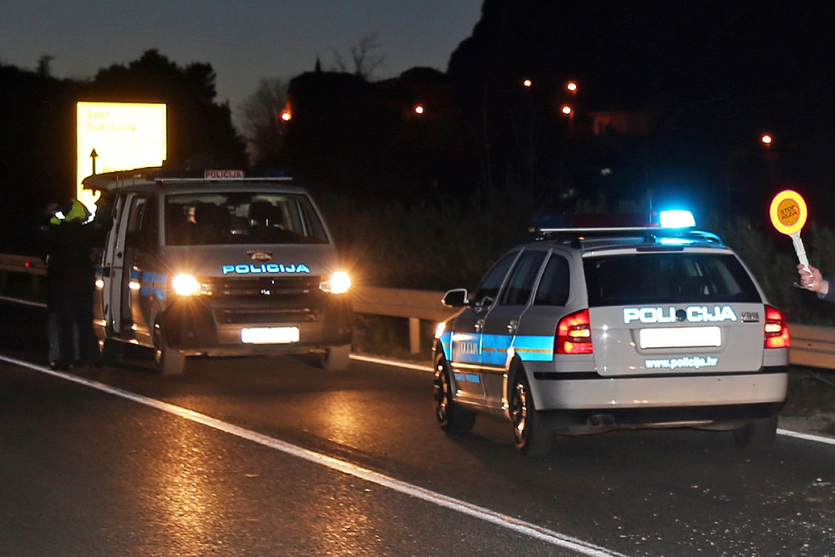 Prometna nesreća kod crkve Sv. Ane na Brgatu; U sudaru s osobnim vozilom BiH reg. oznaka ozlijeđen motociklist
